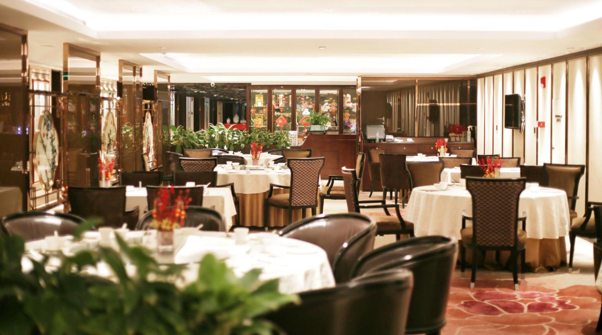 Doubletree By Hilton Guangzhou-Free Shuttle Bus To Canton Fair Complex & Overseas Buyer Registration Services During Canton Fair Period Bagian luar foto