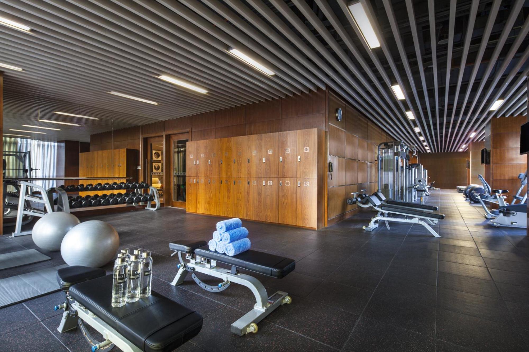 Doubletree By Hilton Guangzhou-Free Shuttle Bus To Canton Fair Complex & Overseas Buyer Registration Services During Canton Fair Period Bagian luar foto