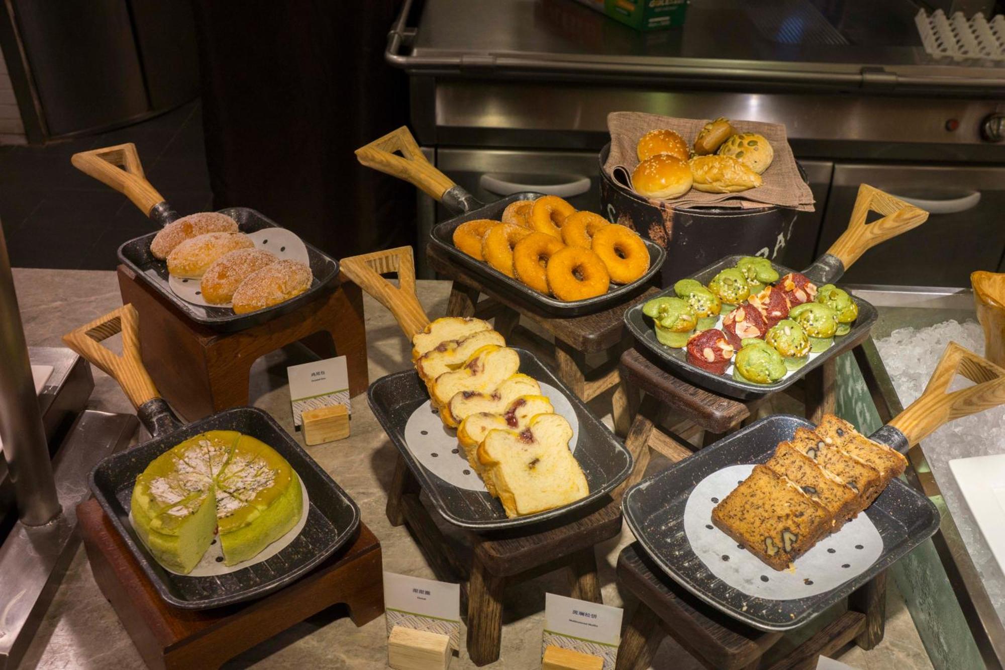 Doubletree By Hilton Guangzhou-Free Shuttle Bus To Canton Fair Complex & Overseas Buyer Registration Services During Canton Fair Period Bagian luar foto